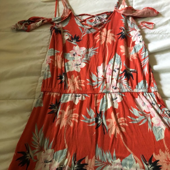 Fun romper - Picture 3 of 3